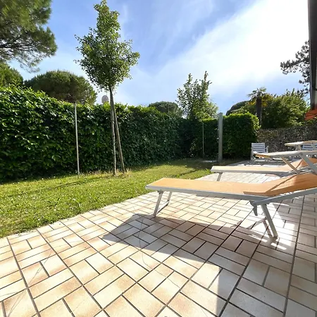 Апартаменти Dogi Nord F1 *